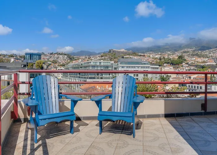 Marina Bay Apartment *